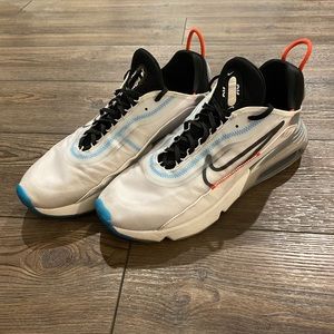 Nike Air Max 2090 Pure Platinum - Size 13